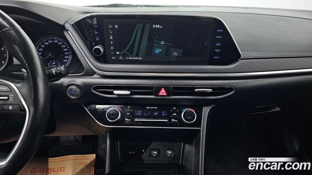 Hyundai Sonata (DN8) 2.0 (04.2020)