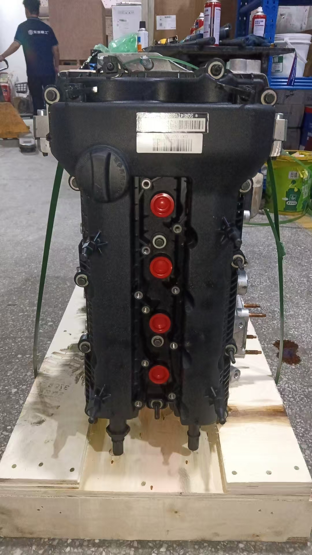 1.6-литровый атмосферный двигатель Chery SQR E4G16 .