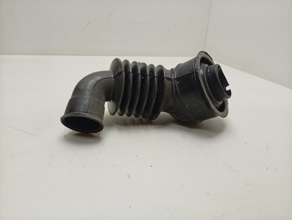 RSM601 кт71 Сливной патрубок для стиральной машины Hotpoint-Ariston 174003535.03 б/у