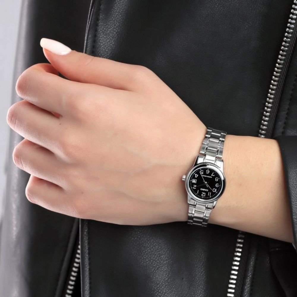 Женские наручные часы Casio Vintage LTP-V002D-1B