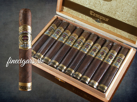 Alec Bradley Tempus Robusto