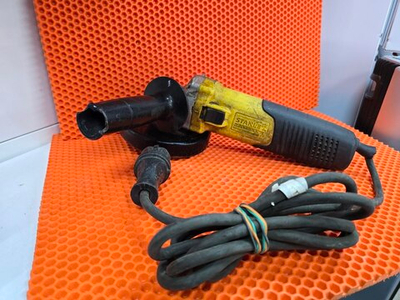Болгарка (УШМ) stanley 850 ВТ