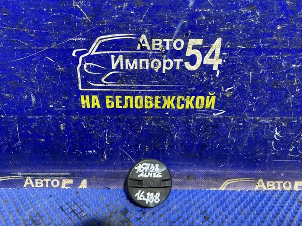 Пробка бензобака TOYOTA IPSUM 2001-2009