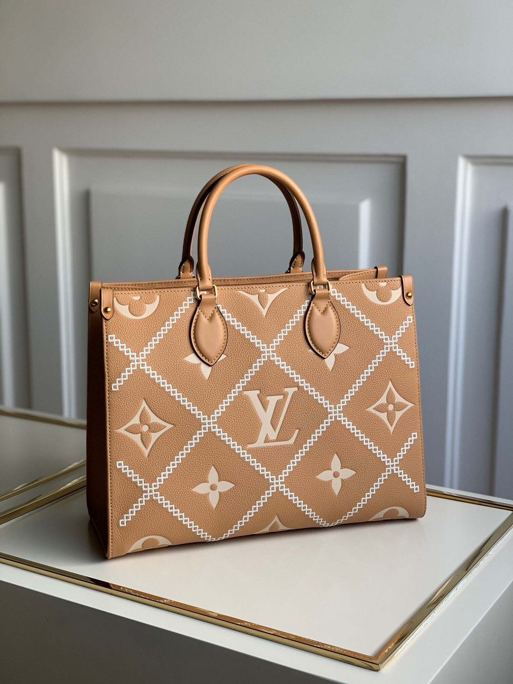 Louis Vuitton Onthego MM