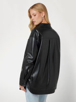 Куртка женская GUESS