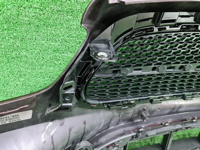 Бампер передний Mercedes E W213 20-23 AMG В сборе