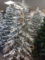 Заснеженная елка с гирляндой «Аляска» (Литая+пвх) 180 см / 1.8 м