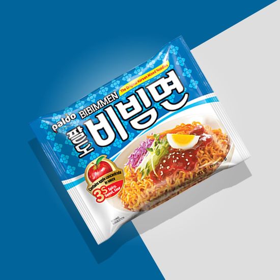 Лапша быстрого приготовления Paldo Bibim Men с кисло-сладким соусом, 130г (Корея)