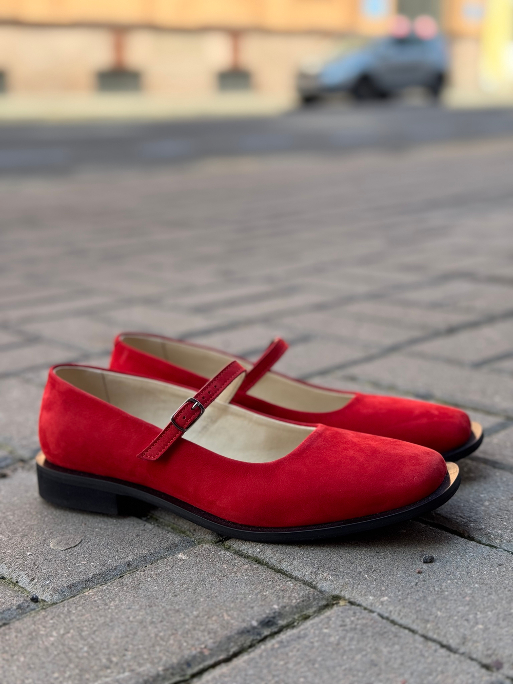 MJ Queen red Sample