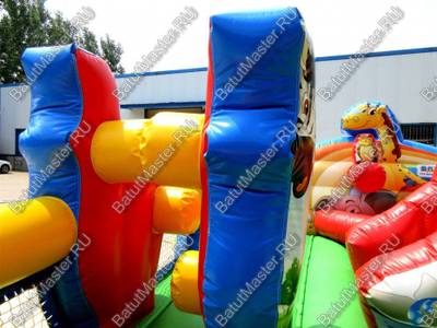 Коммерческий надувной батут "Царство зверей", размер 5*5*3,3 м