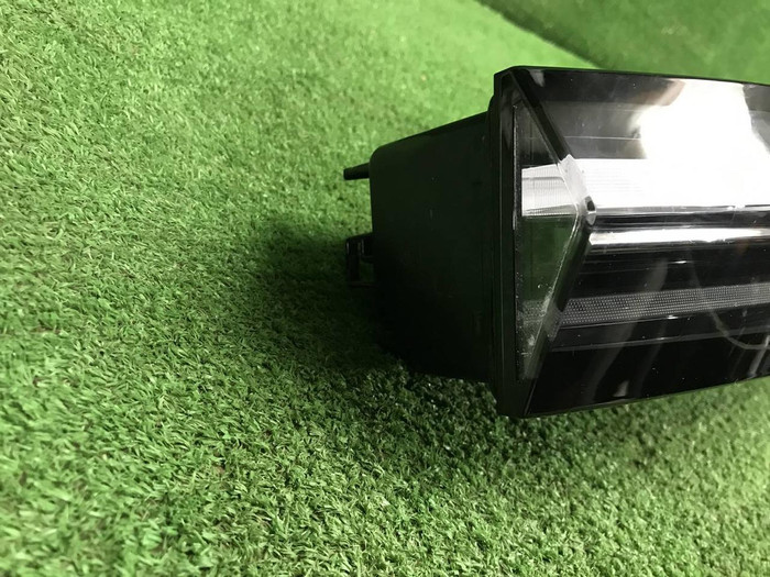 Фонарь крышки багажника Lixiang L7 (2022-н.в.)