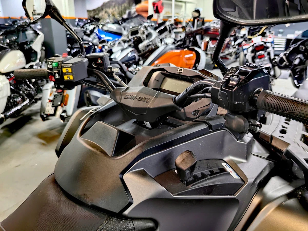 Квадроцикл BRP OUTLANDER MAX XU + 1000 T 2024 с НДС