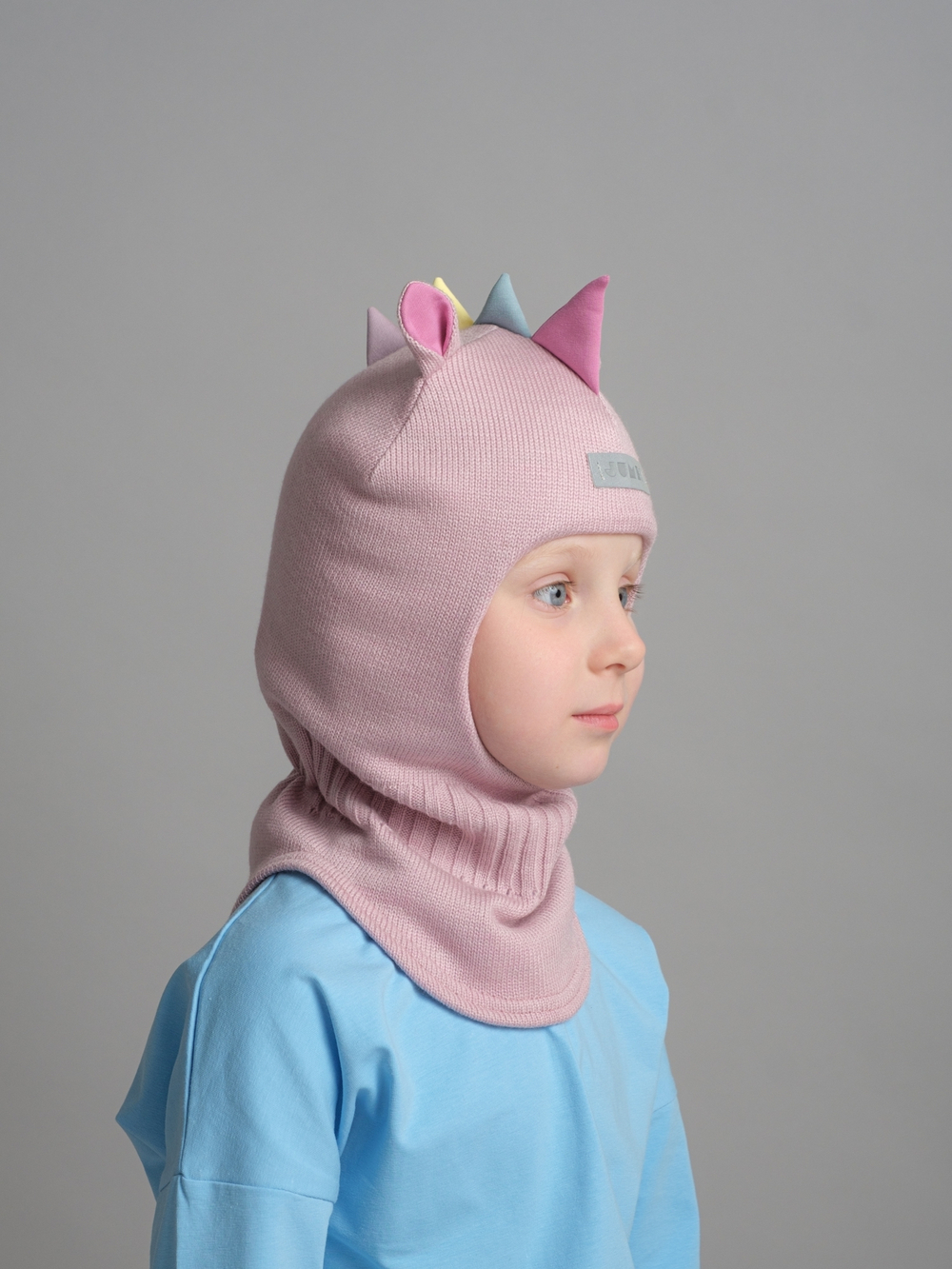 Шлем зимний вязаный (Нежная роза) UNIC