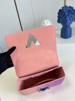 Louis Vuitton Twist MM