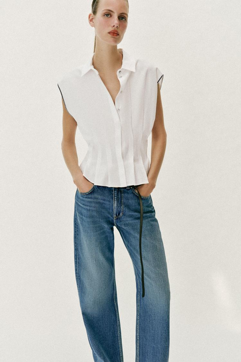 ZARA ТОП ИЗ ЛЬНА С ВЫТАЧКАМИ, БЕЛЫЙ