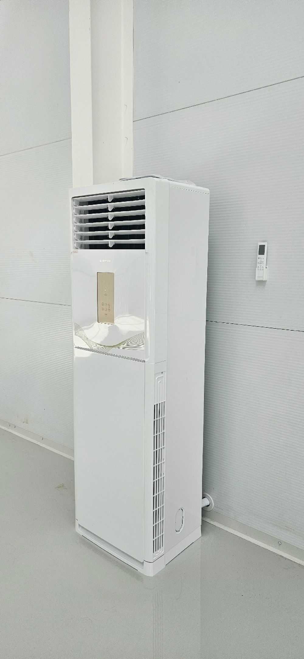 Колонный кондиционер Kentatsu KSFV176XFAN3 / KSUT176HFAN3
