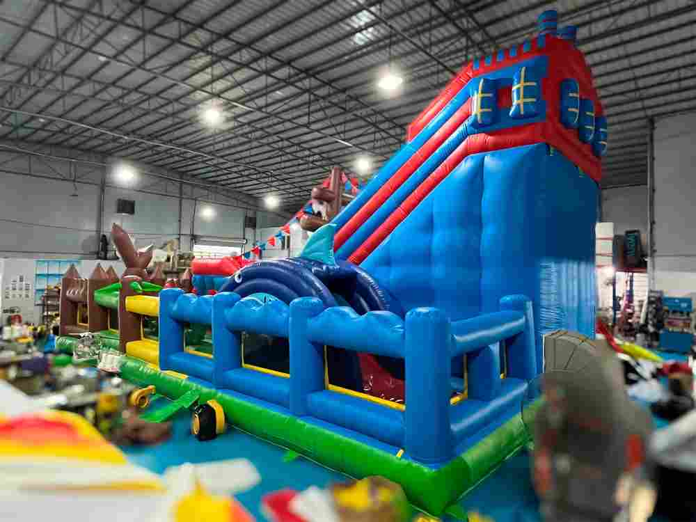 Коммерческий надувной батут «Говорящая акула», 12*7*7,5 м