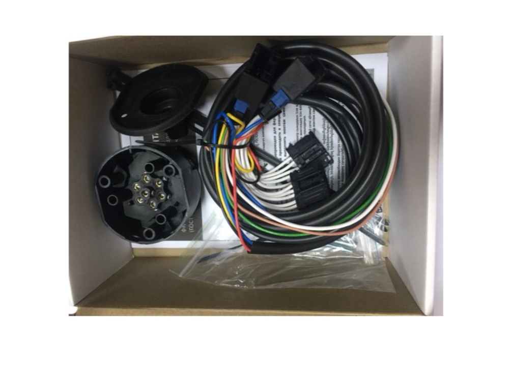 Штатная электрика Евротрейлер к фаркопу на Renault Duster 105010 (розетка 7-pin,с 2011 по 2015 г.в.) (розетка 7-pin,с 2011 по 2015 г.в.)
