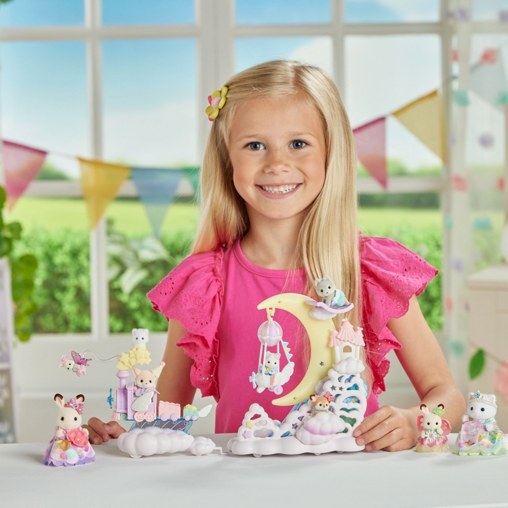 Sylvanian Families - Парад в облаках + фигурка котенка Латте 5816