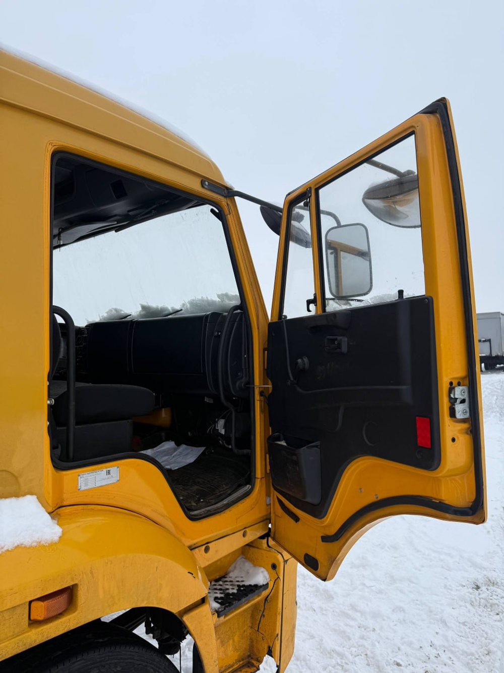 КамАЗ 65116 6x4 Седельный тягач 65116-7010-48(A5) (Дизельный, 6,7 л, 292 л.с., МТ)