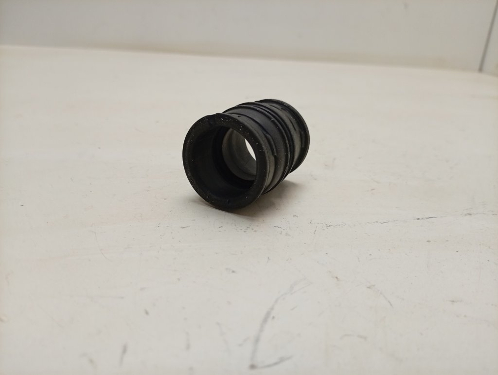 LFTA+5H1741 ктп11 Патрубок циркуляционного насоса посудомоечных машин Indesit Ariston C00079016 б/у