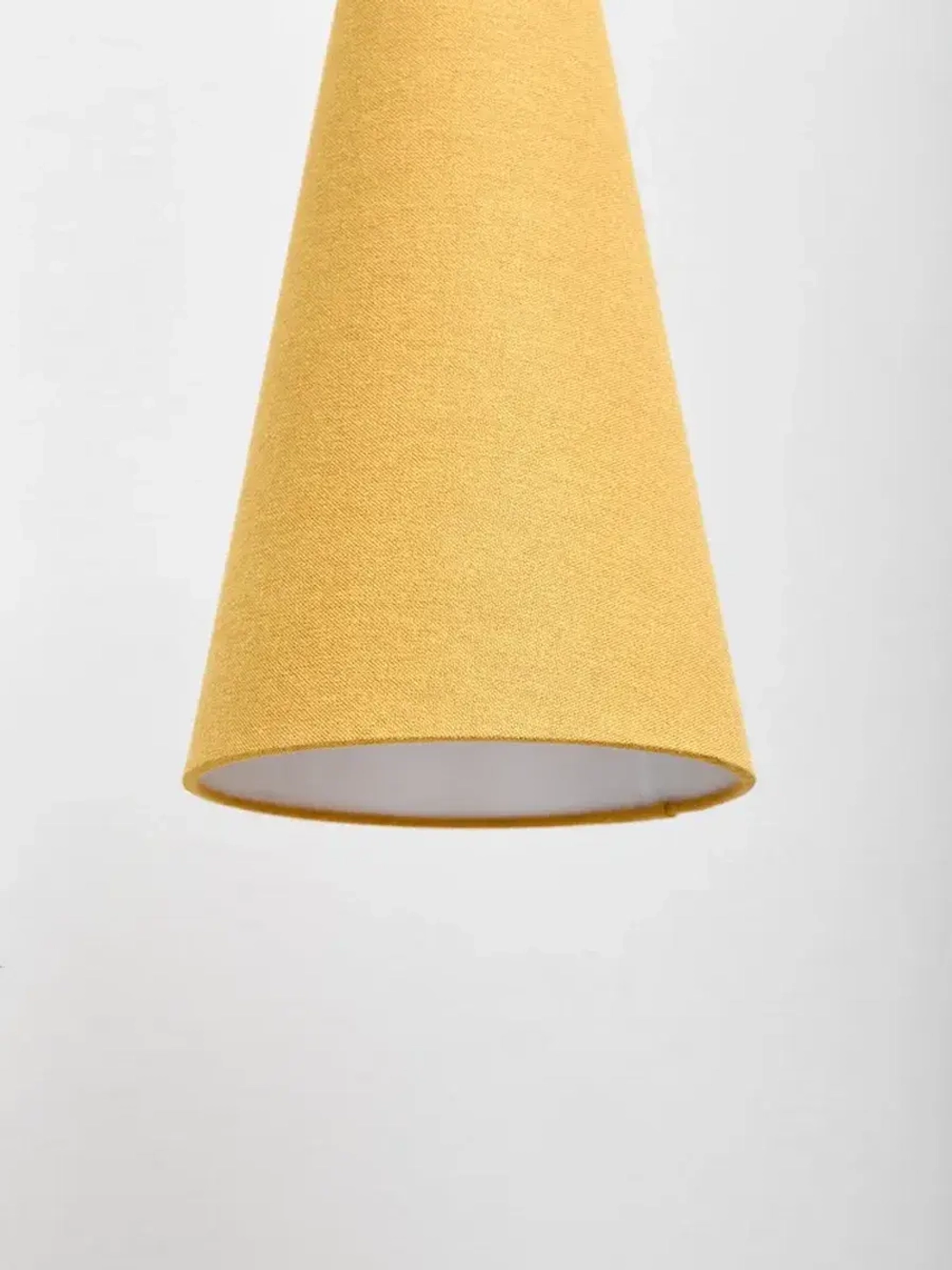 Люстра потолочная для спальни и гостиной с абажуром