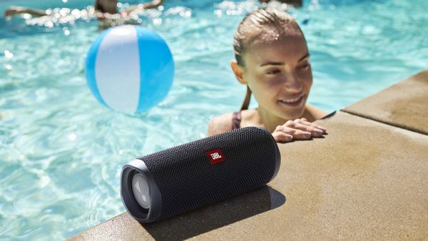 Портативная акустика JBL Flip 5, 20 Вт, черный