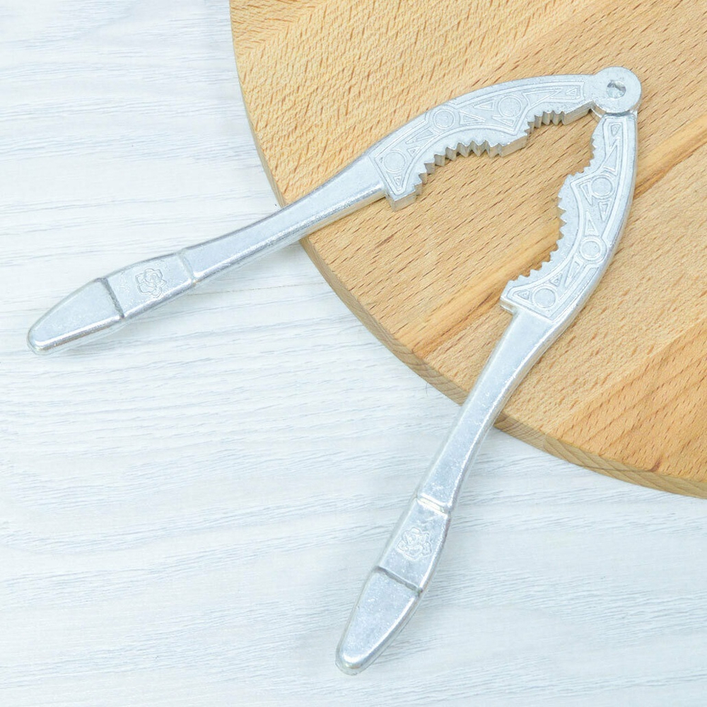 Орехокол с узором "Винтаж"