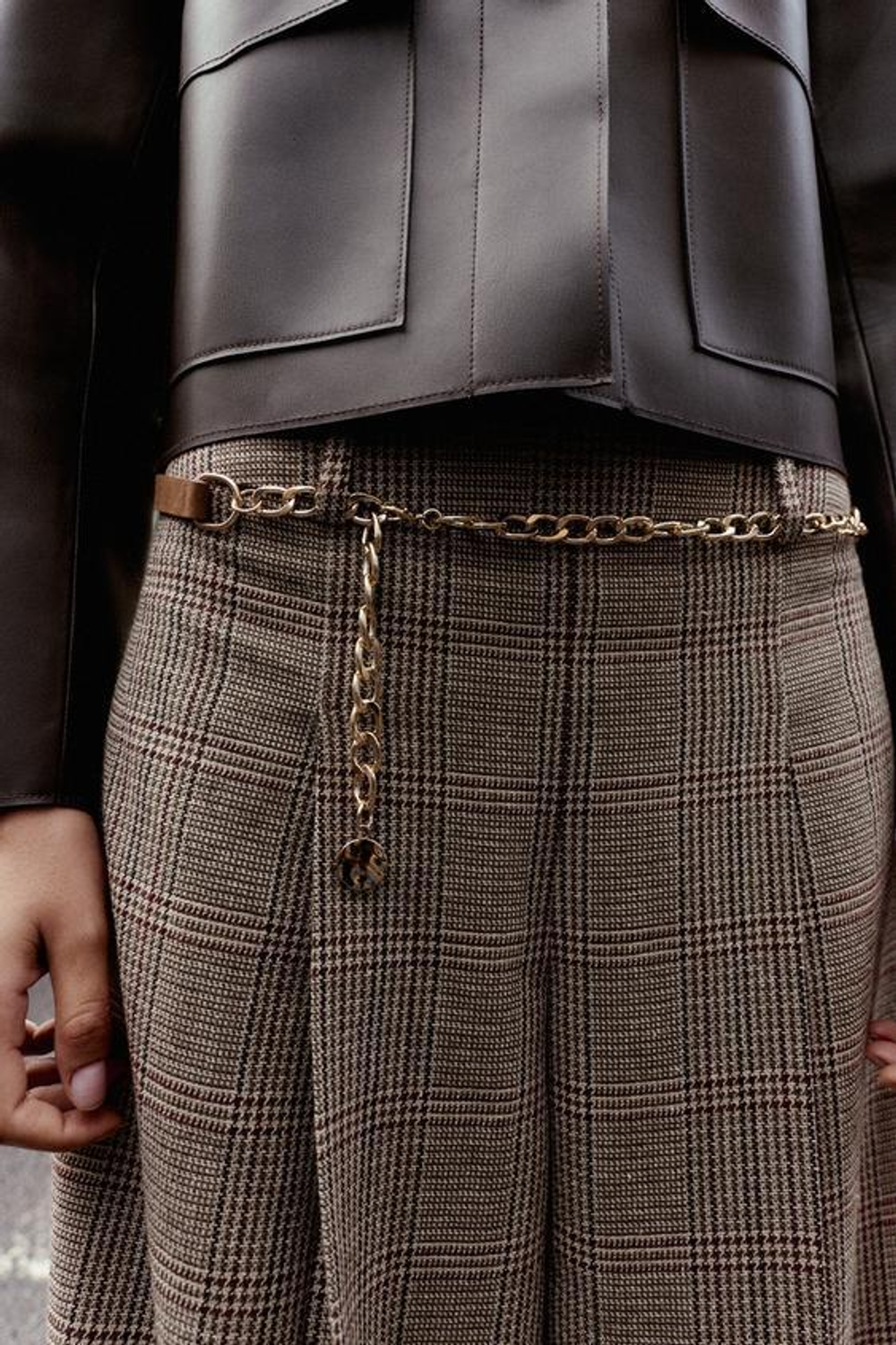 ZARА ДЛИННЫЕ БЕРМУДЫ В ГУСИНУЮ ЛАПКУ С ПОЯСОМ, РАЗНОЦВЕТНЫЙ