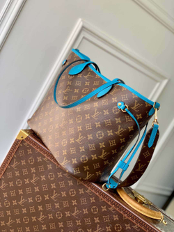 Louis Vuitton Neverfull Bandouliere Inside Out MM