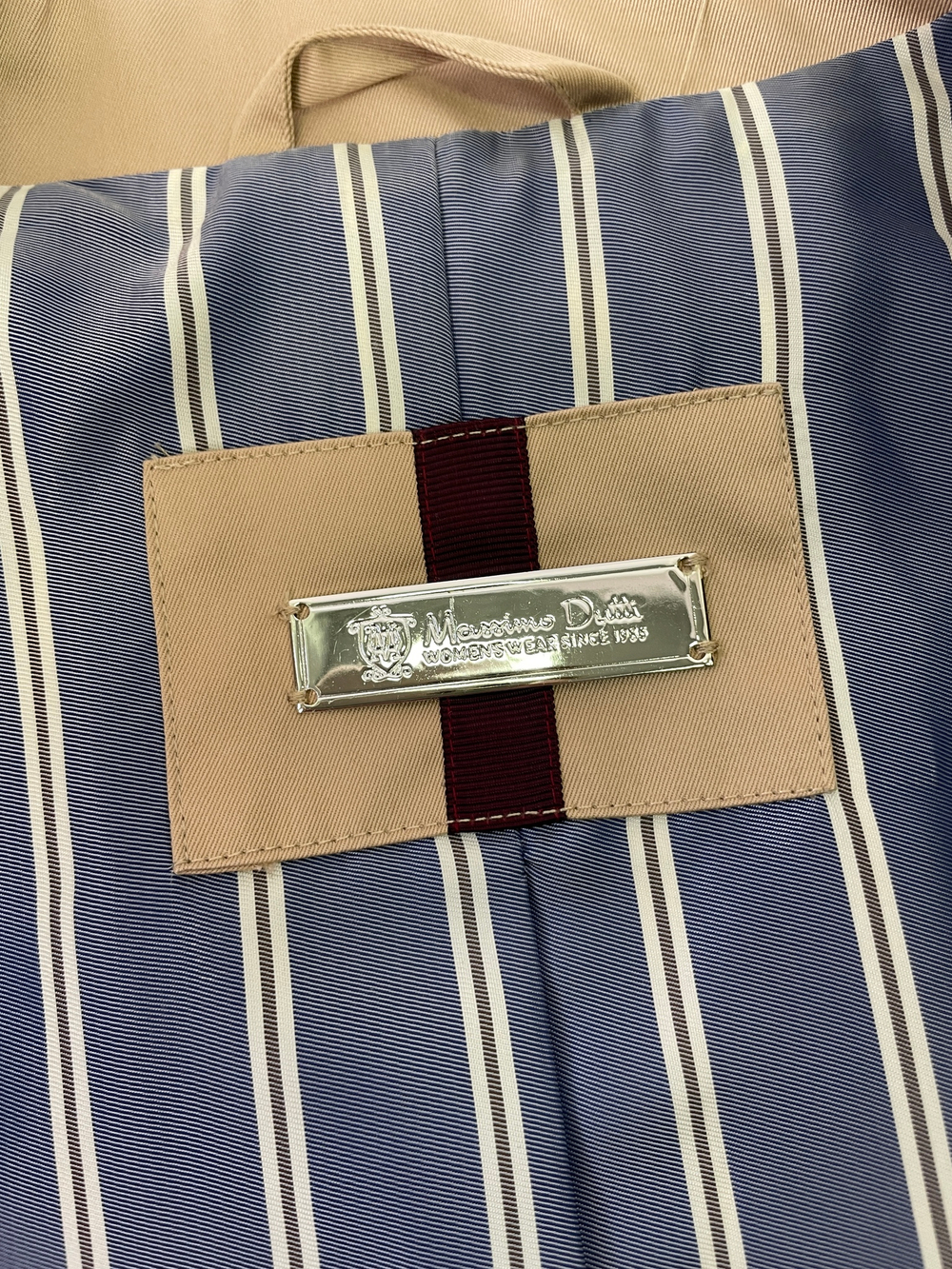 Тренч Massimo Dutti
