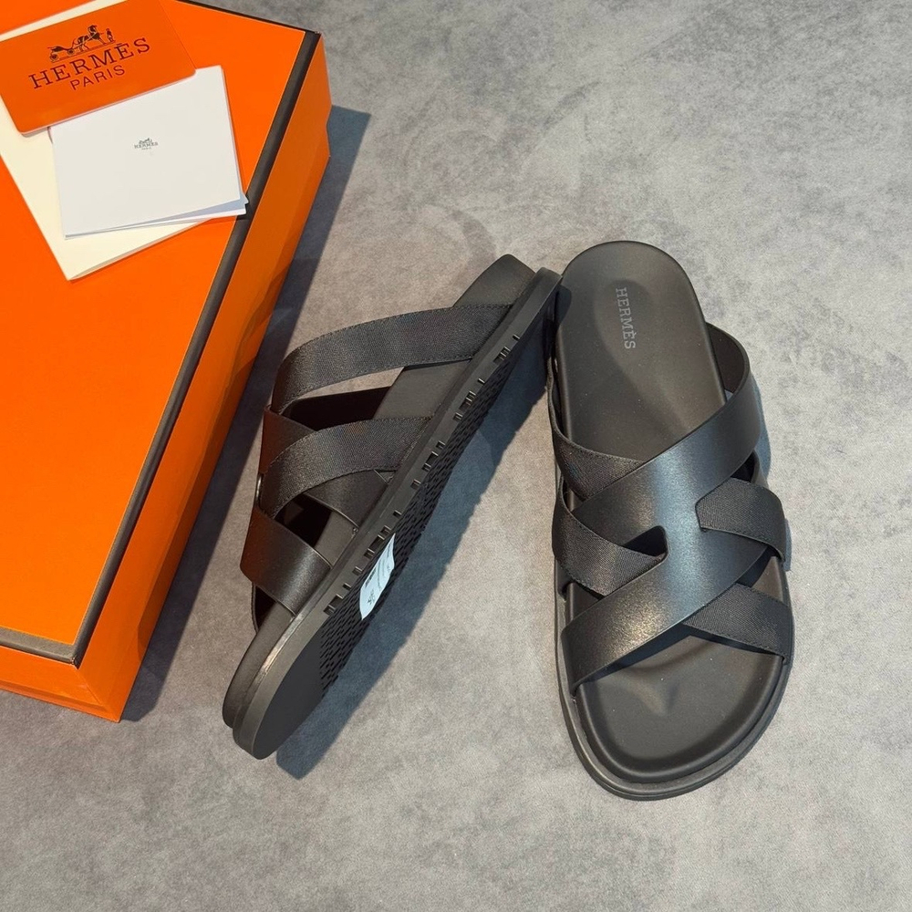 Шлепанцы Hermes