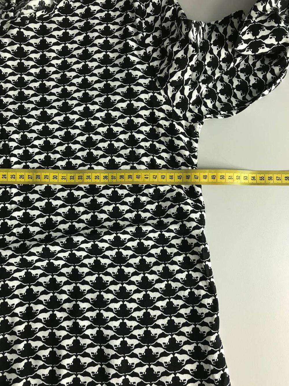 Блузка H&M свободного кроя, маркировка 38, визуально на 46 размер