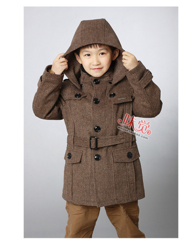 Пальто детское с капюшоном и поясом