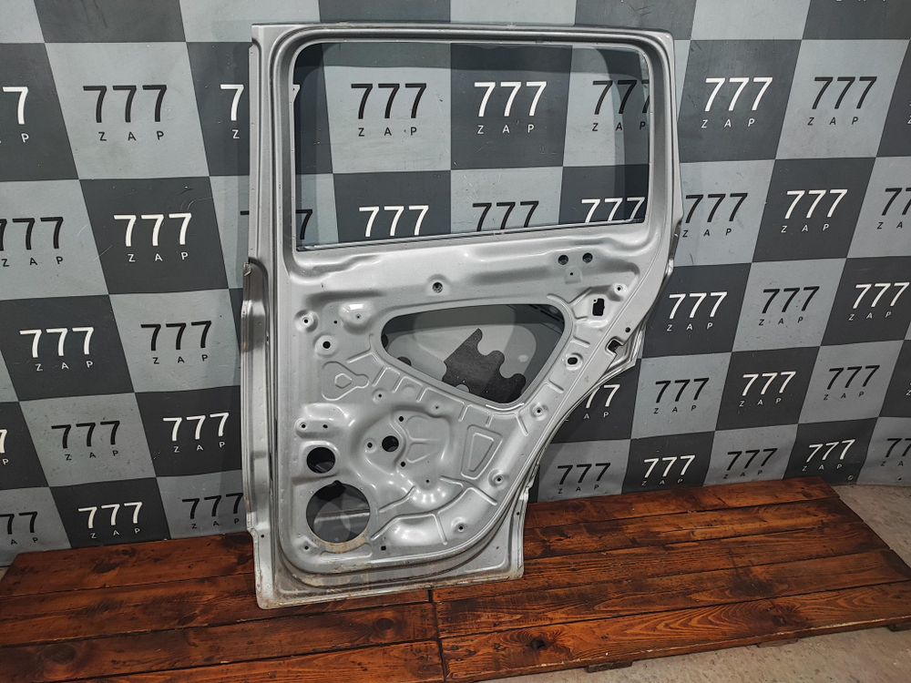 Дверь задняя правая Volkswagen Tiguan 2 16-нв Б/У Оригинал 5NA833604c