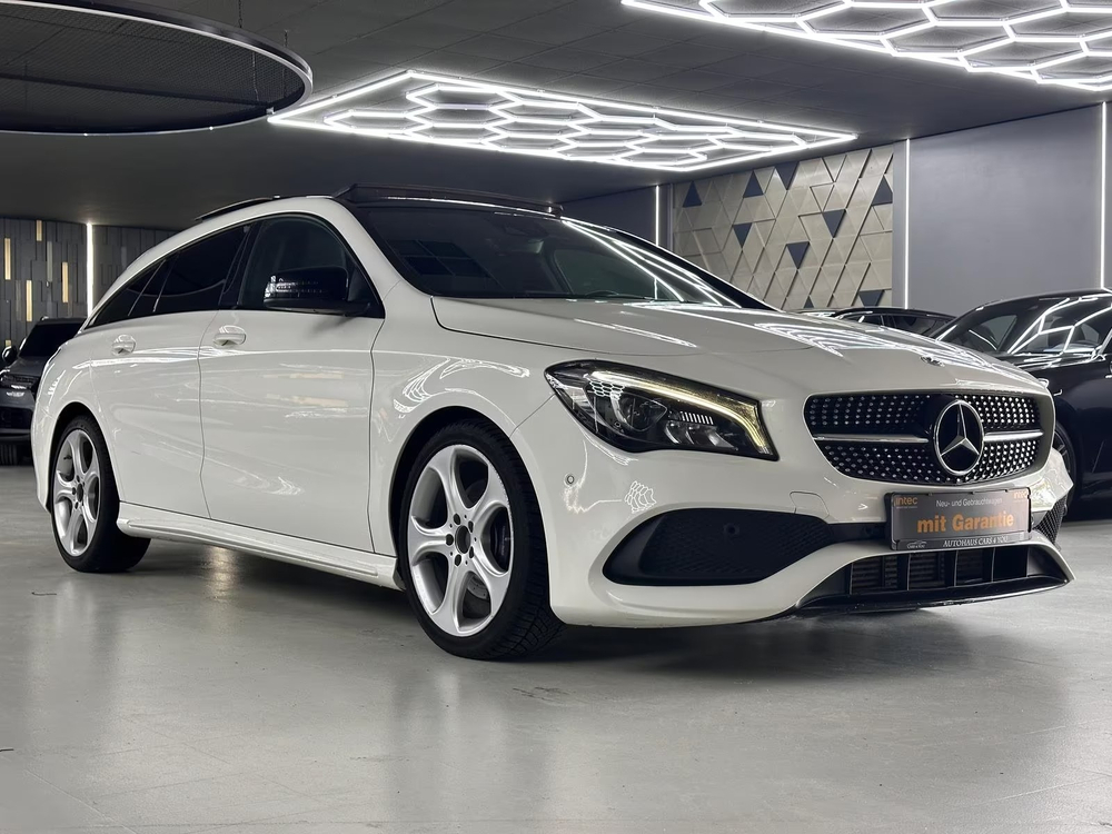 Mercedes-Benz CLA Shooting Brake AMG Line