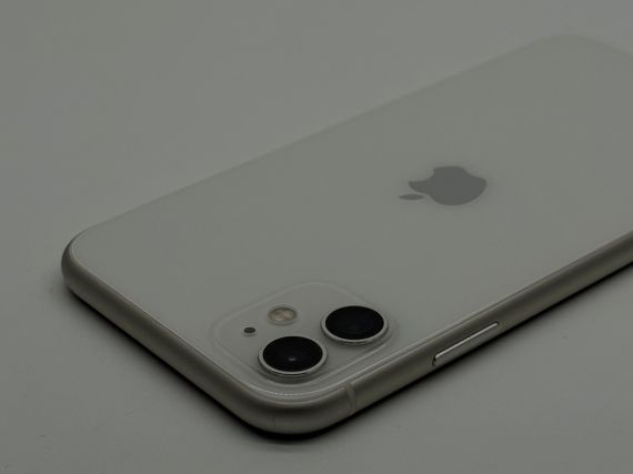iPhone 11 64gb White