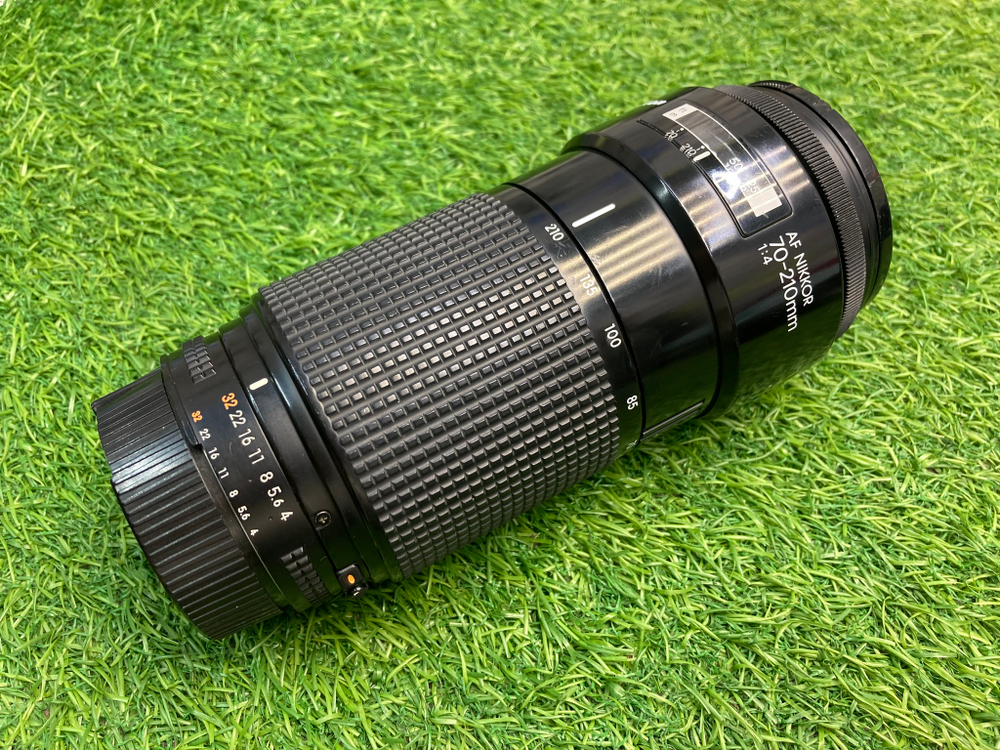 Nikon 70-210mm F4 AF Nikkor
