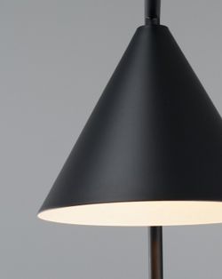 Настольная лампа декоративная Moderli Omaha V10516-1T