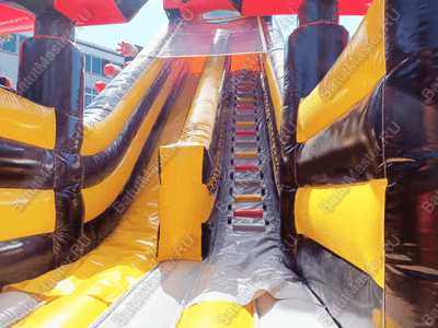 Коммерческий надувной батут "Супер Бульдозер MAX" 15*8*9 м