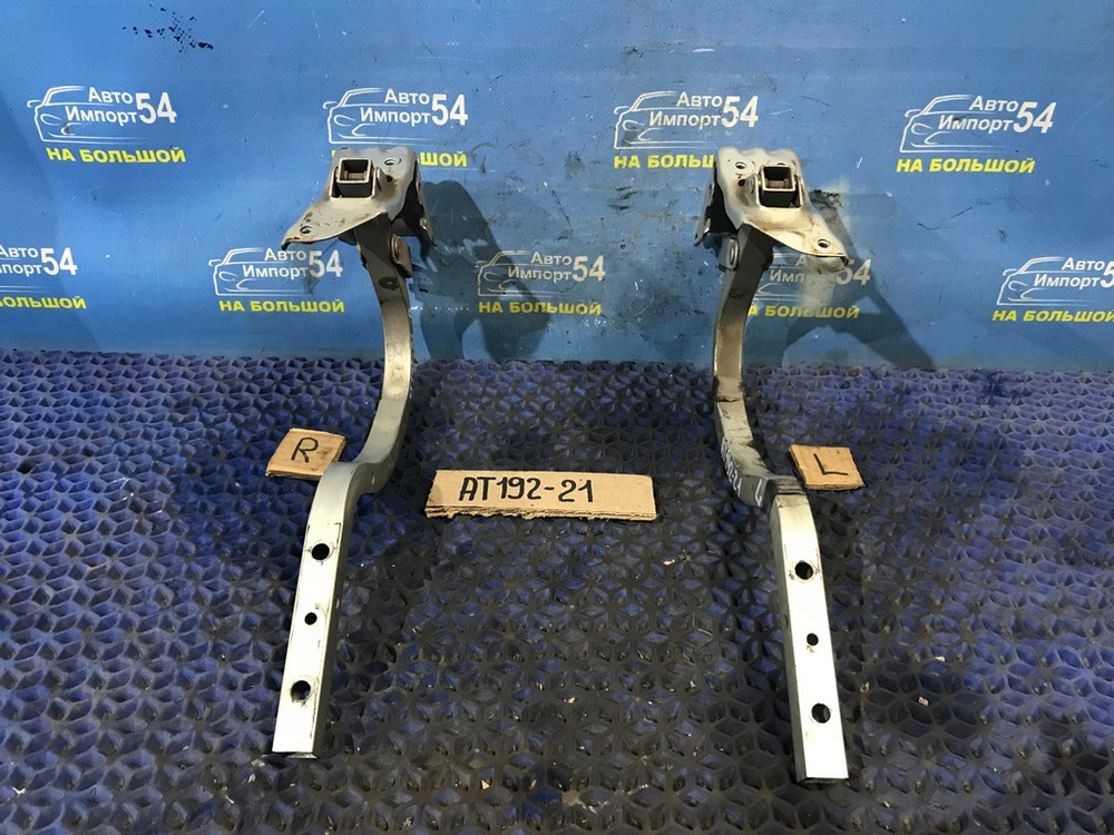 Петля багажника TOYOTA CARINA 1994