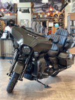 Мотоцикл Harley-Davidson CVO Limited 117 (Bronze Armor)