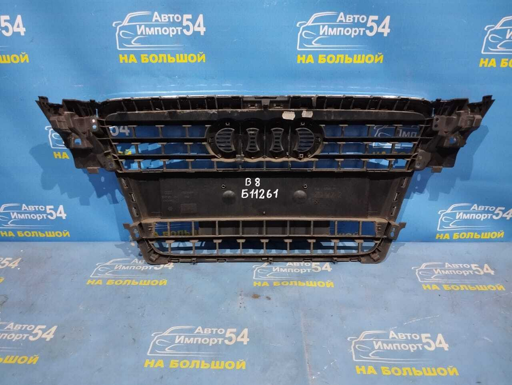 Решетка радиатора AUDI A4 2008-2012
