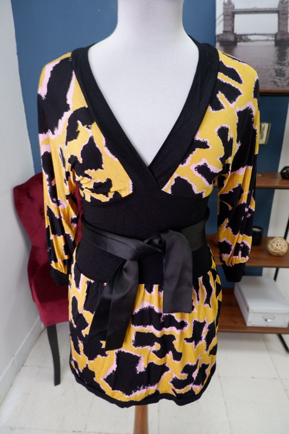 Блузка с ярким принтом 44 размер