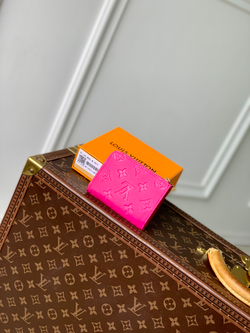 Louis Vuitton Noa Compact Wallet