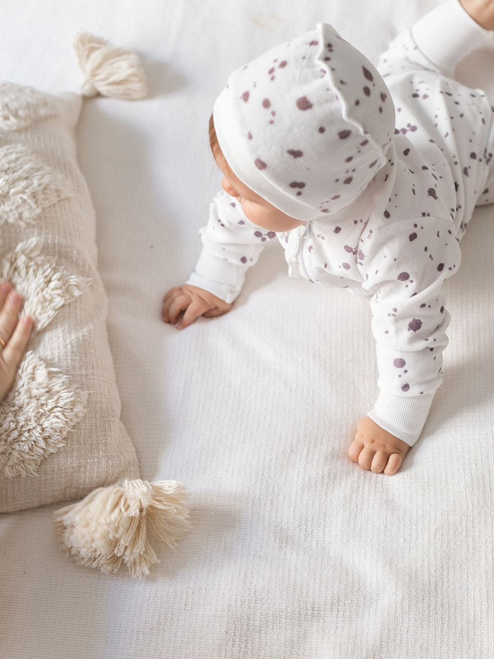 Велюровый комбинезон Mjölk Кляксы, на манжетах