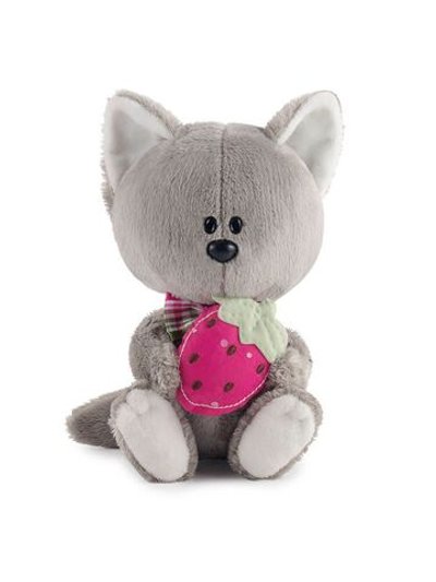 Мягкая игрушка Волчонок Вока с ягодой 15 см