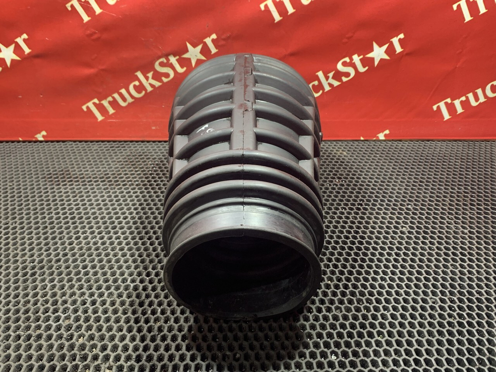 Патрубок воздушного фильтра 2023г.