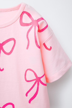 ZARA КОМПЛЕКТ ИЗ ШОРТОВ И ФУТБОЛКИ С ПРИНТОМ, РОЗОВЫЙ