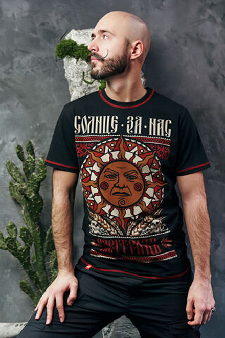 Футболка Варгградъ мужская чёрная «Солнце за нас»